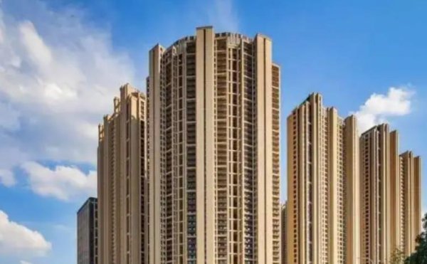 中国股票配资门户网站 专家劝百姓拿三分之一存款买房，经济很快就能恢复？你听劝吗？